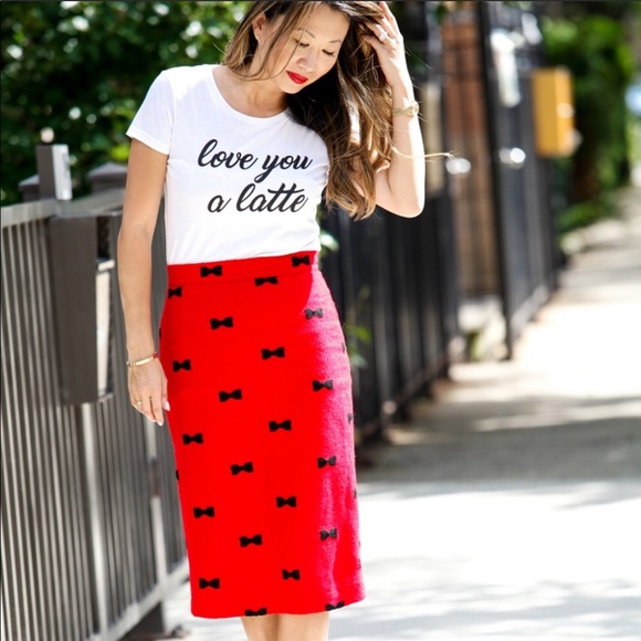 ⚡️The Love You A Latte Tee - Picture 3 of 4